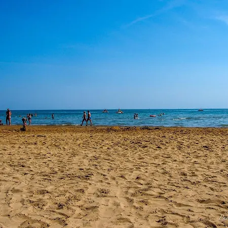 Lägenhet Welcoming Flat Just Steps From The Sea Bibione